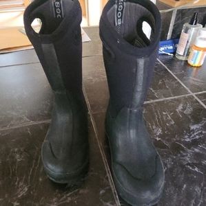 Bogs Kids Classic High Handles Insulated Rain Black Boots Youth Sz 13